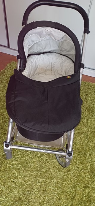 Carrito de bebé capazo y silla