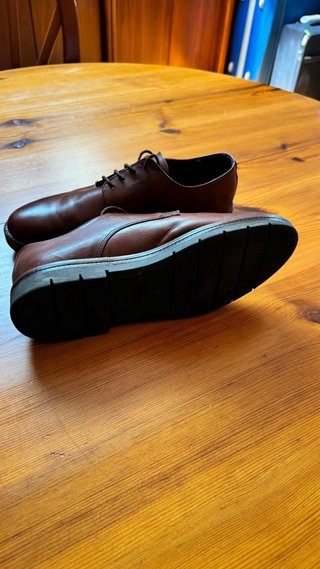 Zapatos de vestir marrones