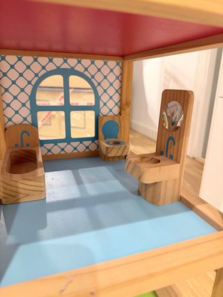 Casita de muñecas de madera maciza Melissa & Doug