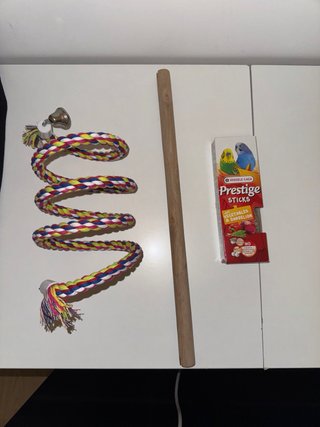Jaula grande para pájaros con accesorios