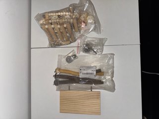 Jaula grande para pájaros con accesorios