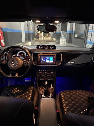 Volkswagen New beetle 2014