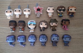 Mini funkos kinder stranger things