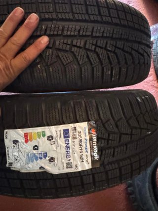 Hankook Winter i*cept evo2 205/60R16 92H