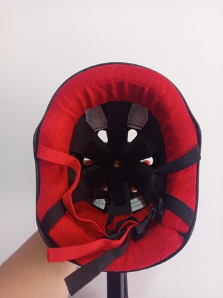 Casco para skateboarding
