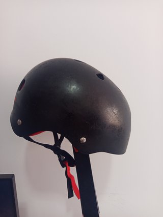 Casco para skateboarding