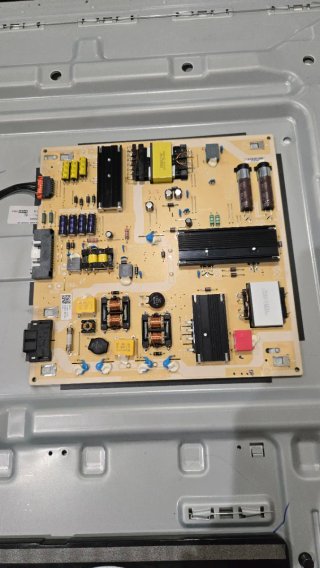 Despiece TV Samsung QE55Q67AAU