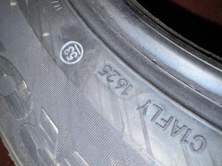Neumáticos Roadx RXFROST WH01 215/65R16 98H