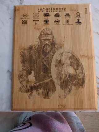 Cuadro Decorativo Vikingo de Madera