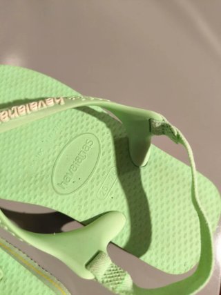 Havaianas verdes criança tam. 25/26