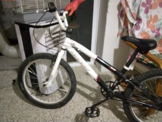 Bicicleta BMX Monty 105