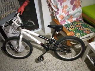 Bicicleta BMX Monty 105
