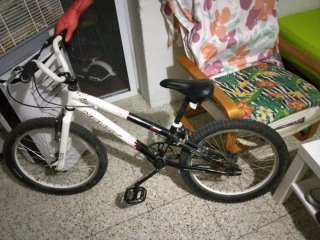 Bicicleta BMX Monty 105