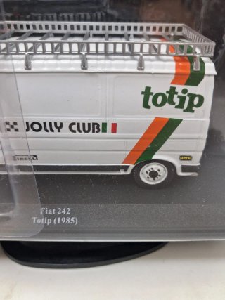 Fiat 242 (Ducato) Totip DeA Rally Assistance 1:43