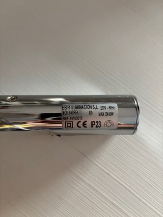 Aplique de luz para espejo cromado