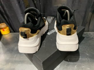 Sneakers Versace 39 Nero/Oro
