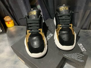 Sneakers Versace 39 Nero/Oro