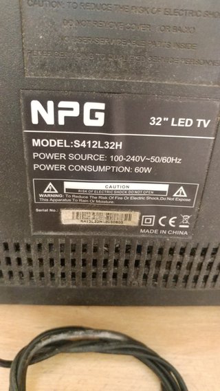 Televisor LED 32 Smart TV NPG -ESTROPEADO