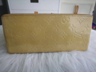 Bolso Louis Vuitton Beige Charol