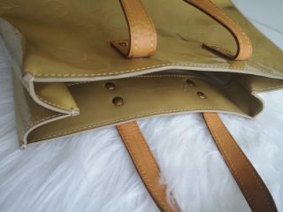 Bolso Louis Vuitton Beige Charol