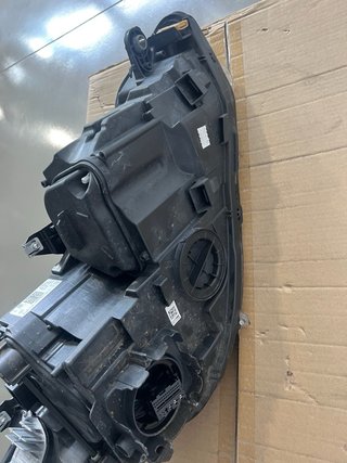 Faro Izquierdo Full LED VW Golf 8