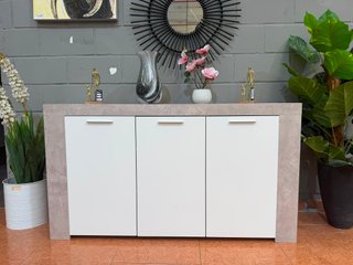 Aparador moderno gris y blanco