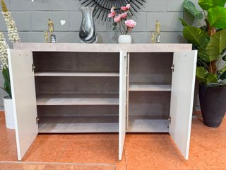 Aparador moderno gris y blanco