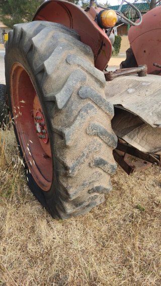 Tractor para piezas