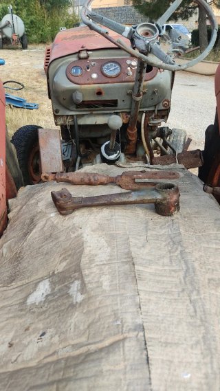 Tractor para piezas