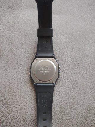 Casio F-91W Reloj gold vintage