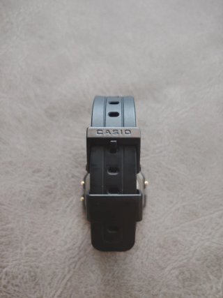 Casio F-91W Reloj gold vintage