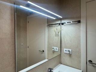 Espejo con luz LED