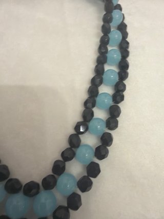 Collana vintage perle nere e azzurre