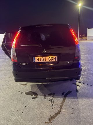 Mitsubishi Grandis 2009