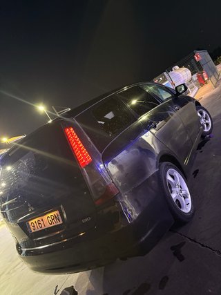Mitsubishi Grandis 2009
