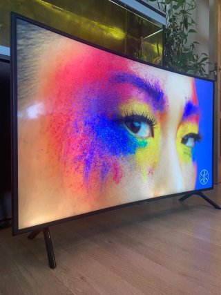 CURVA - Samsung Smart TV 55 pulgadas 4K -Con mando