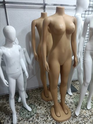 Lote maniquíes mujer  hombre e infantil