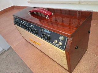 Amplificador a válvulas para guitarra