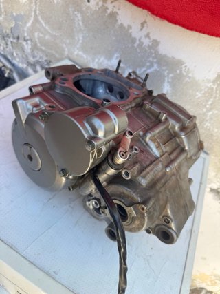PARTE BAJA COMPLETA A PIEZAS SUZUKI LTZ 400