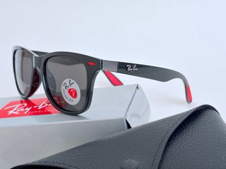 Gafas de Sol Ray-Ban Polarizadas Negras Rojas