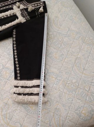 Chaqueta Coosy bordada con flecos