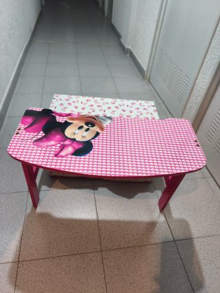 Banco convertible Minnie Mouse en Mesa