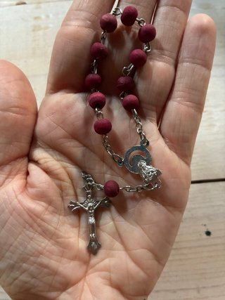 Rosario piccolo rosso e argento