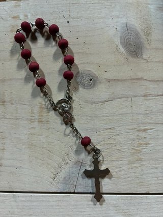 Rosario piccolo rosso e argento