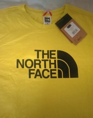 Camiseta The North Face Amarilla
