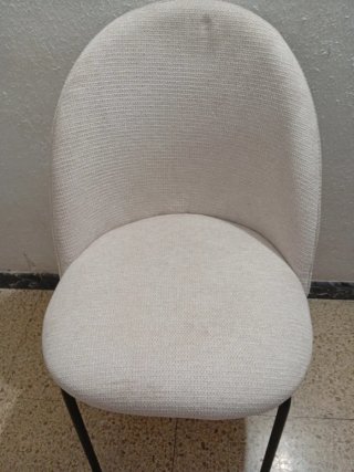 Silla de comedor beige