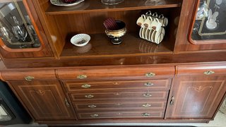Mesa de salón de madera