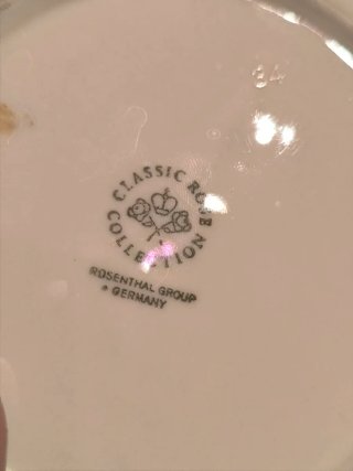 Plato de porcelana antigua