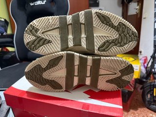 Adidas Niteball Blanco y Verde Oliva