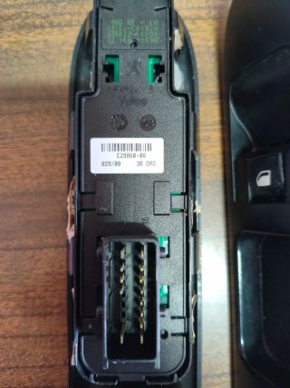 Mando Elevalunas Peugeot 207